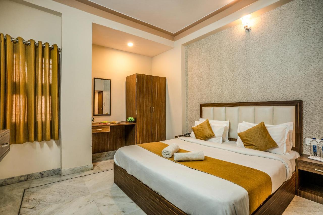 Tripli Udaipur Hotel Ngoại thất bức ảnh