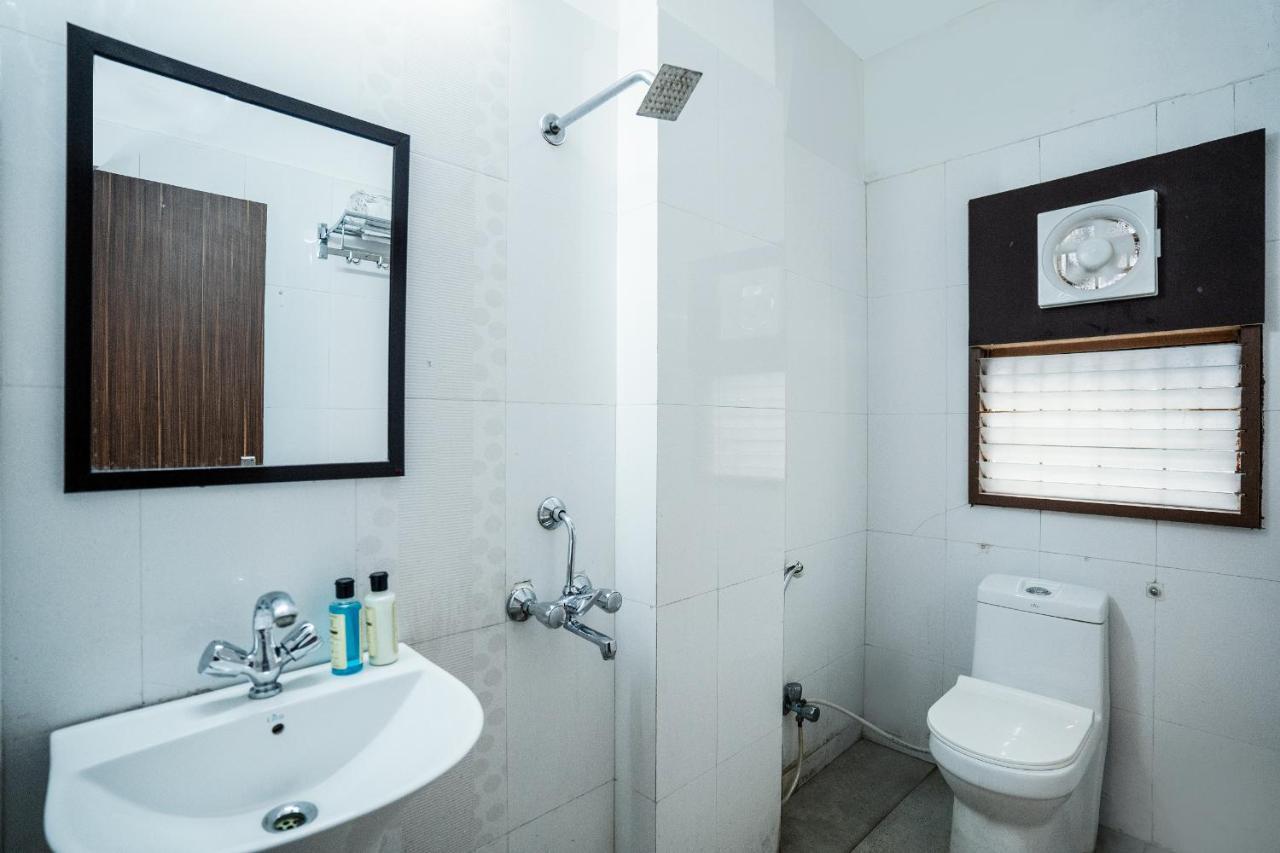 Tripli Udaipur Hotel Ngoại thất bức ảnh