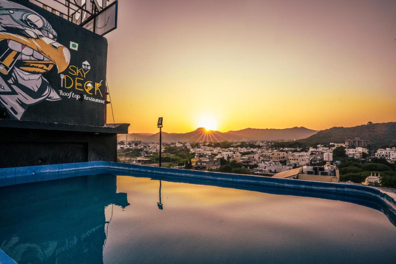 Tripli Udaipur Hotel Ngoại thất bức ảnh