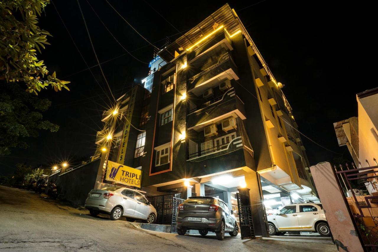Tripli Udaipur Hotel Ngoại thất bức ảnh