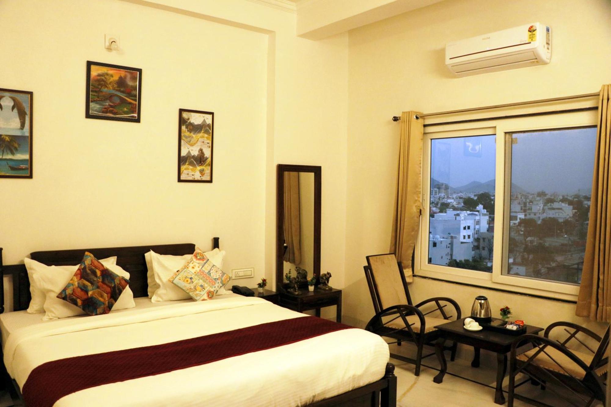 Tripli Udaipur Hotel Ngoại thất bức ảnh