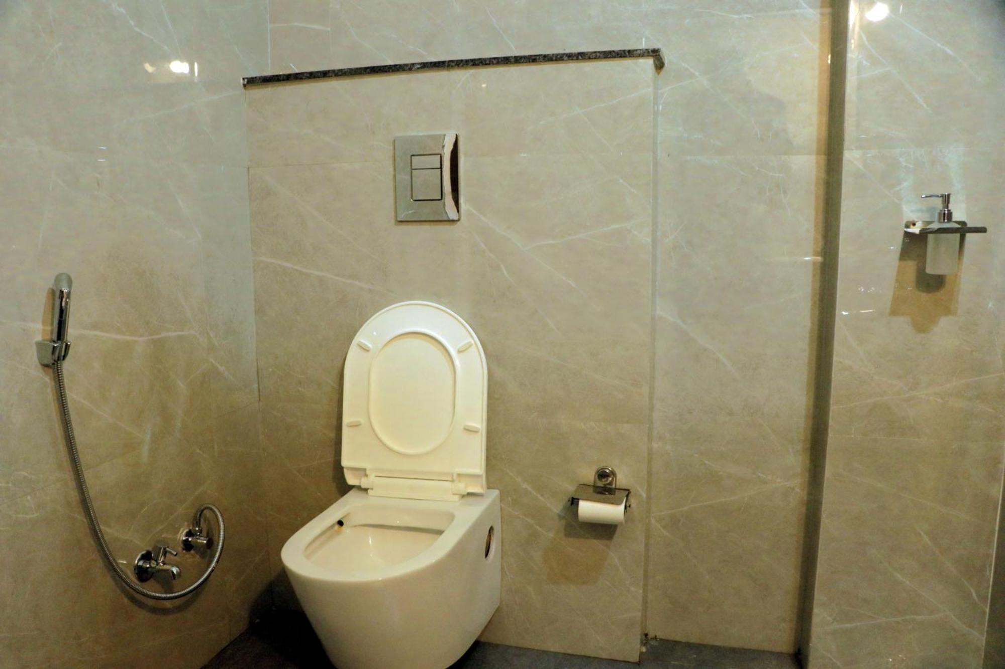 Tripli Udaipur Hotel Ngoại thất bức ảnh