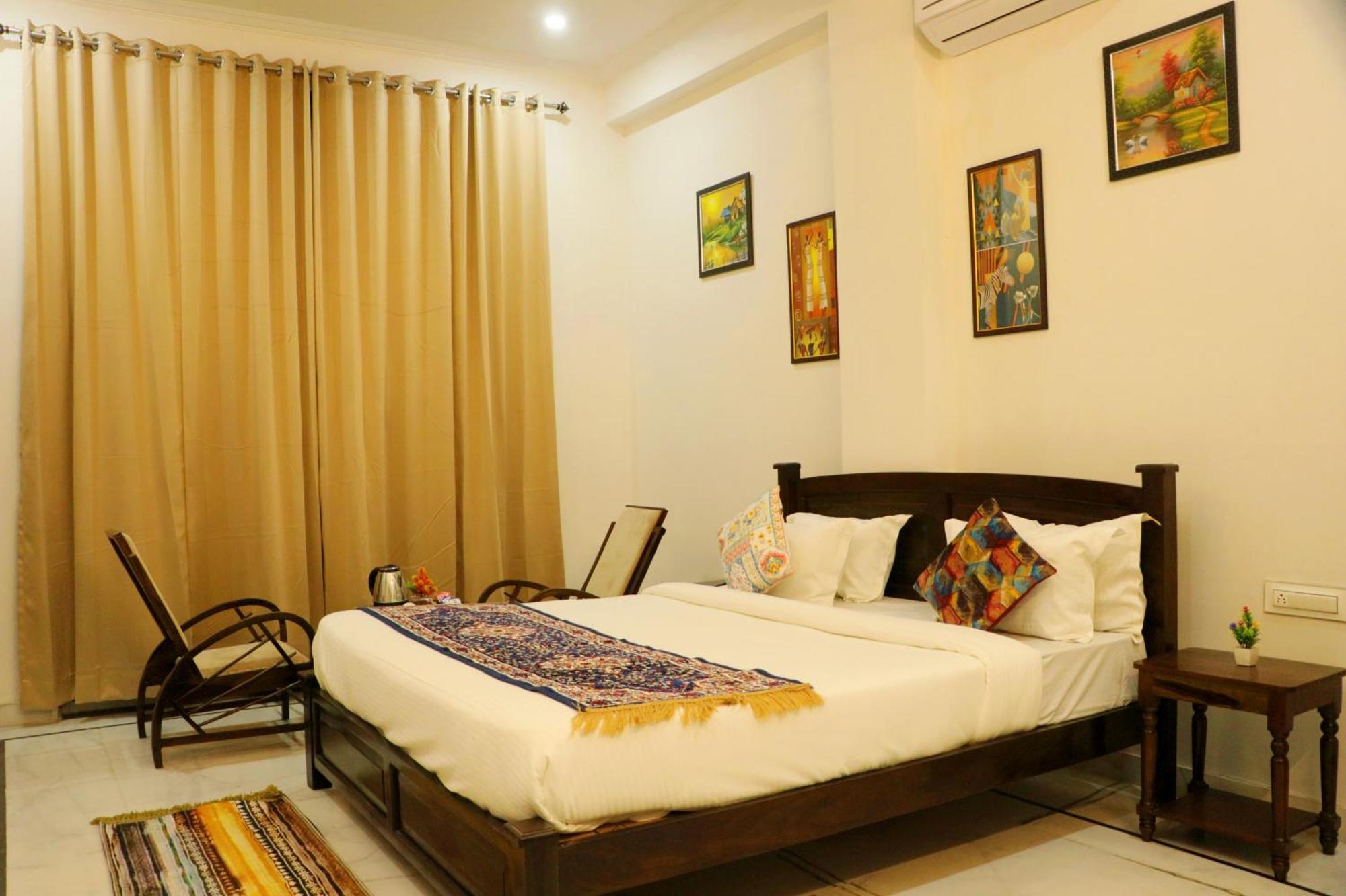 Tripli Udaipur Hotel Ngoại thất bức ảnh