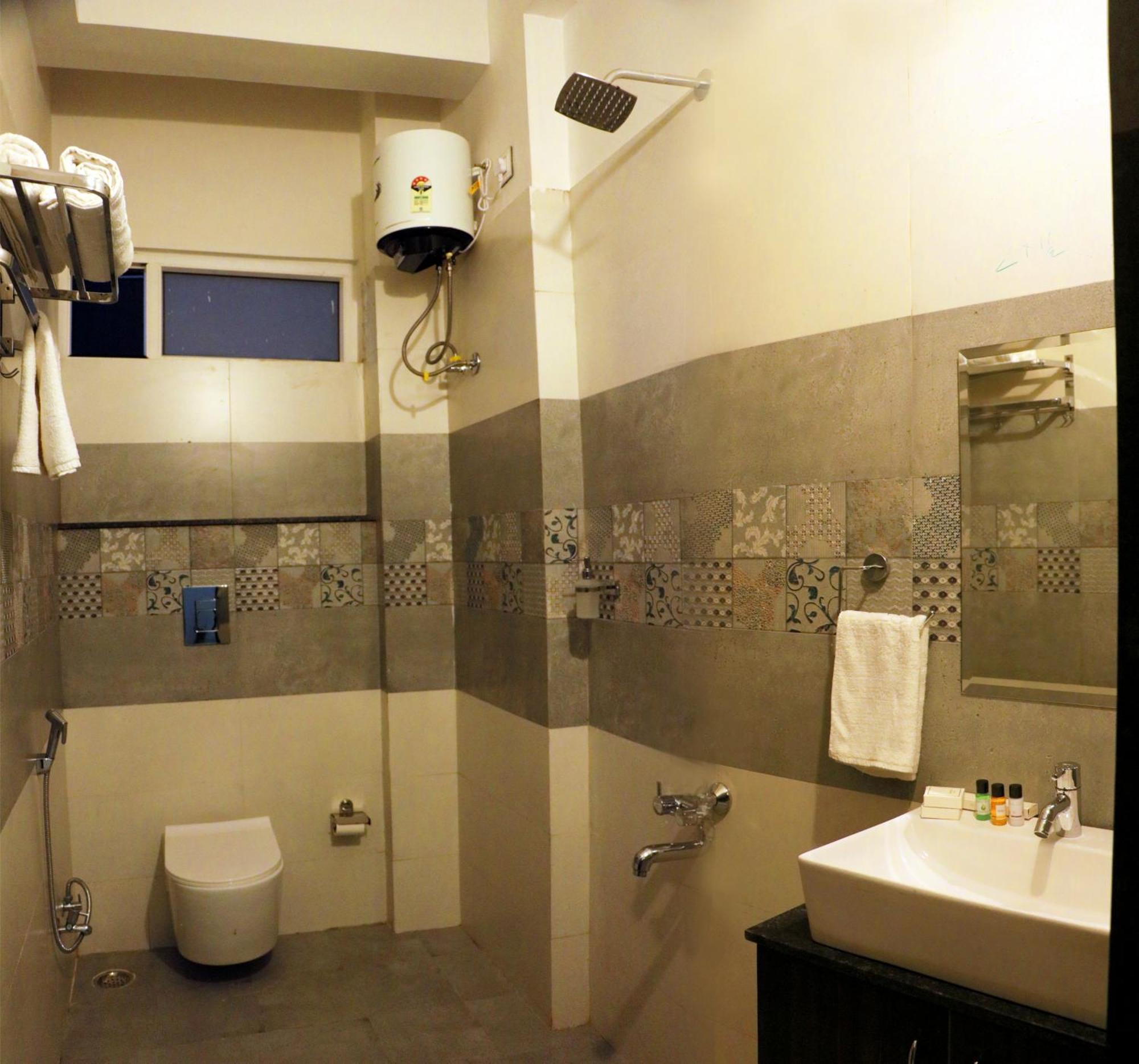 Tripli Udaipur Hotel Ngoại thất bức ảnh